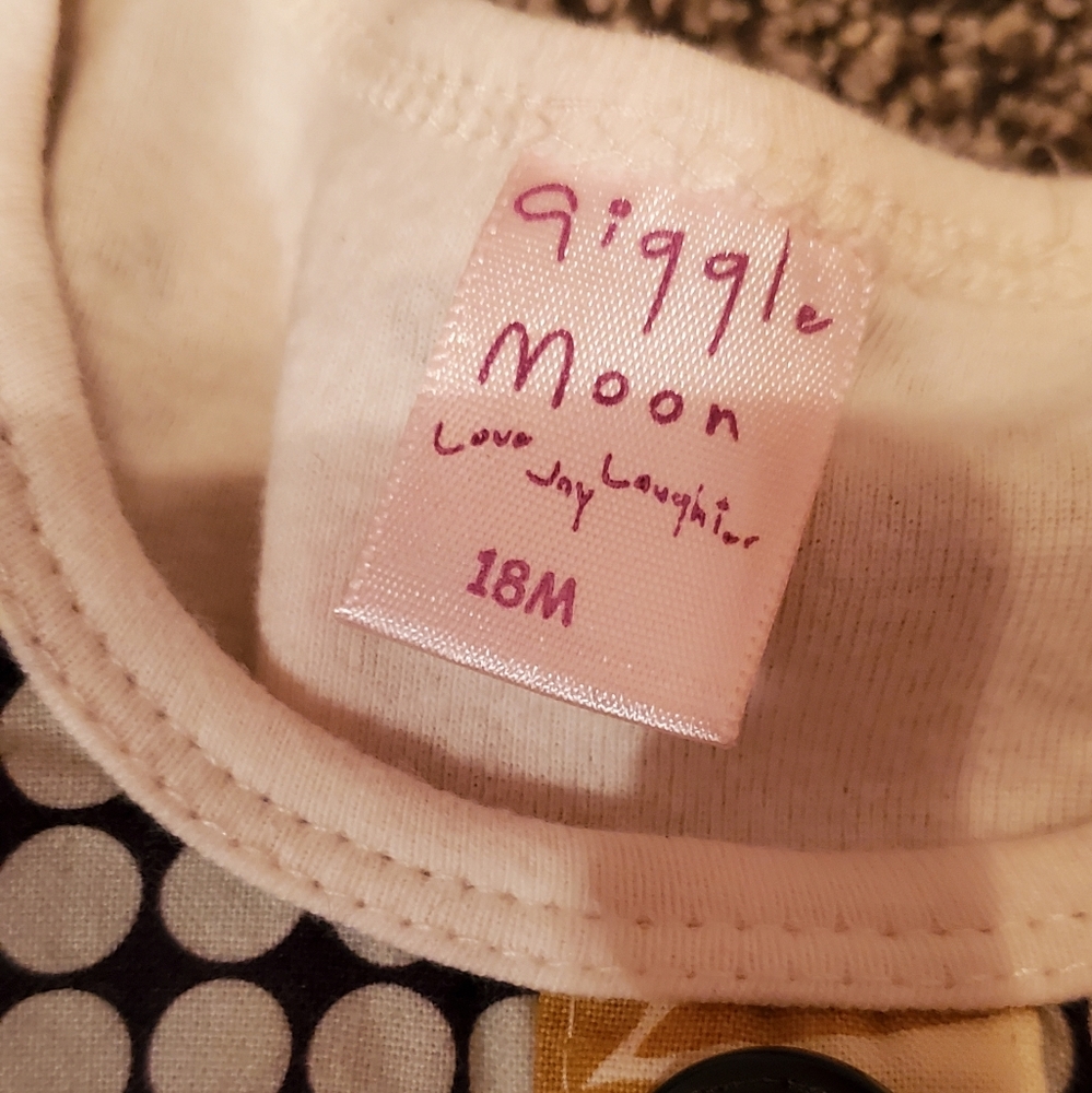 Giggle Moon Set - Picture 2 of 5